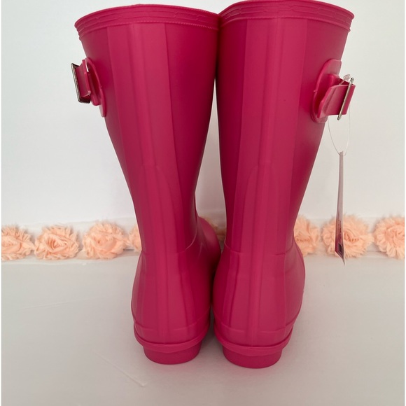 Pink Exotic Identity rain boots , size 6 - Picture 3 of 5